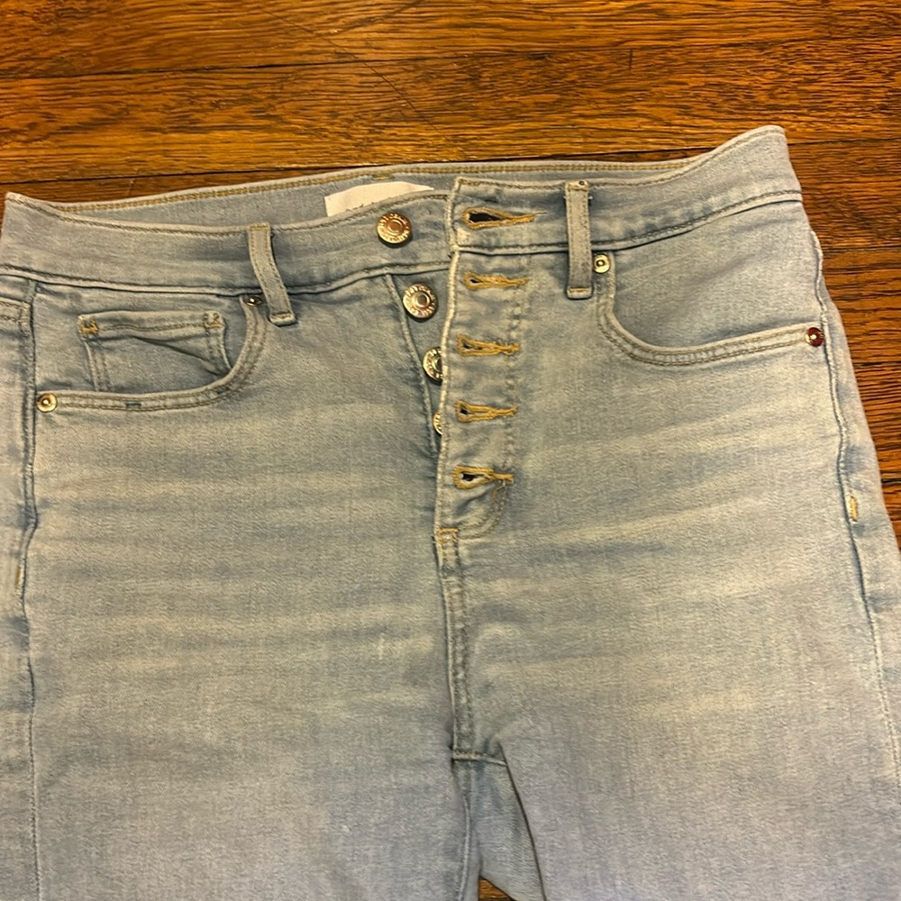 Loft cropped jeans. Button fly.